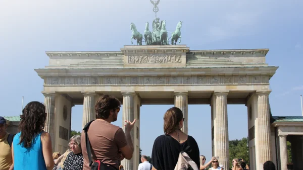 The Urban Explorers: The Street Art & Spree Sidekick