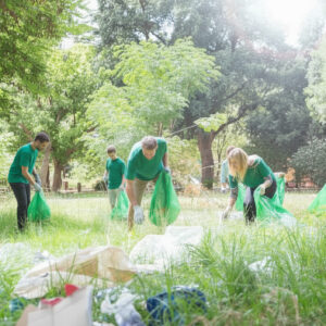 Charity Corporate Team Building Event: Charity Garbage Cleaning in Berlin